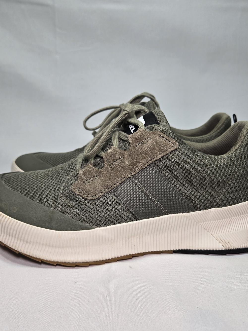 SOREL Out N About III Low Waterproof Sneakers Womens 10.5 Stone Green Gorpcore